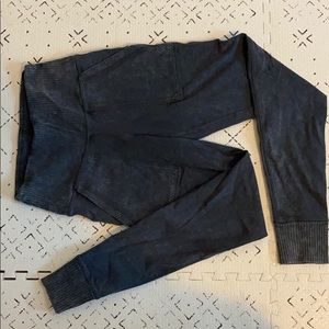 Aerie charcoal grey washed joggers